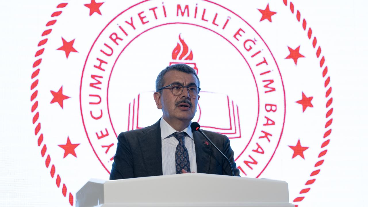 Bakan Tekin: Biz tamamen eğitim öğretim için harcıyoruz