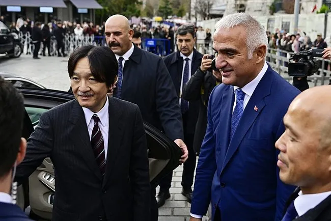 Japonya Veliaht Prens ve Prensesi, Ayasofya-i Kebir Cami-i Şerifi’ni ziyaret etti