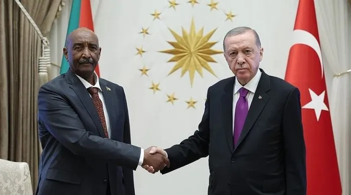 Başkan Erdoğan Sudan Egemenlik Konseyi Başkanı Abdulfettah el-Burhan ile görüştü