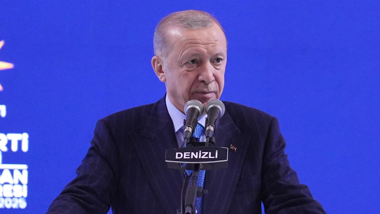 Cumhurbaşkanı Erdoğan: AK Parti ve Cumhur İttifakı olarak ağır bir mesuliyetle karşı karşıyayız