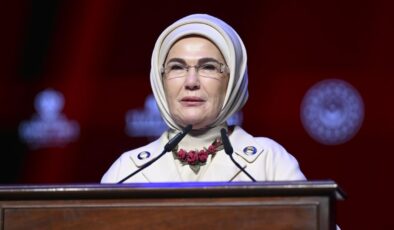 Emine Erdoğan, İslam aleminin Miraç Kandili’ni kutladı