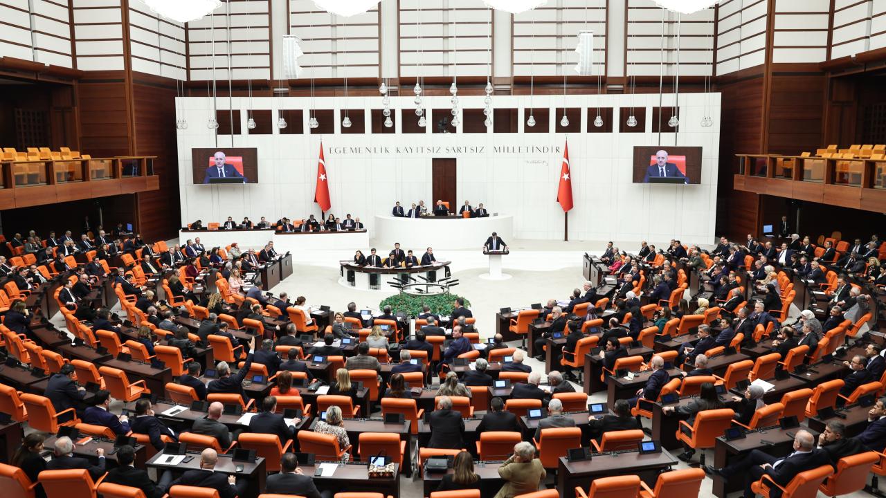 Türkiye’de 168 siyasi parti faaliyet gösteriyor