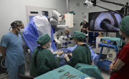 Şehir hastanelerinde 8 yılda yaklaşık 9 milyon ameliyat yapıldı