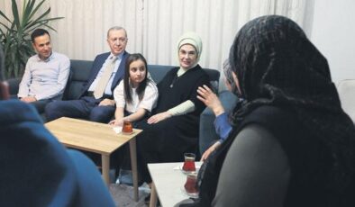 Başkan Erdoğan Fidan ailesinin iftar sofrasına misafir oldu