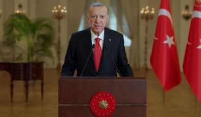 Cumhurbaşkanı Erdoğan’dan Sırrı Süreyya Önder için geçmiş olsun telefonu