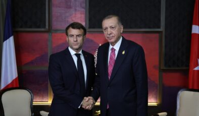 Cumhurbaşkanı Erdoğan Macron ile görüştü