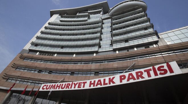 CHP’nin İstanbul kongresi iptal edildi