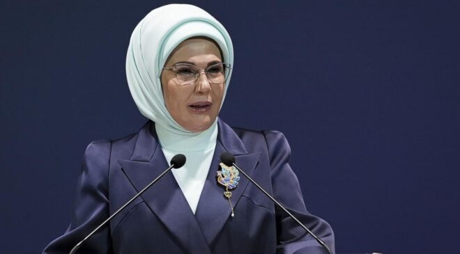 Emine Erdoğan’da yeni yıl mesajı