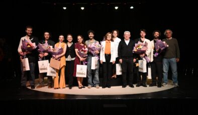 KDZ. EREĞLİ’DE “IŞILTILI HAŞERAT” OYUNUNA YOĞUN İLGİ