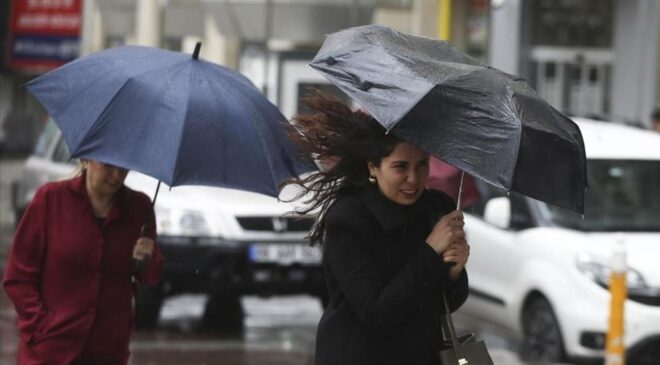 19 il için turuncu ve sarı uyarı: Kuvvetli yağışa dikkat