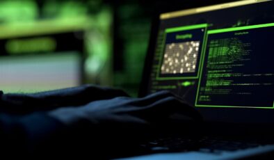 275 okulu hedef gösteren 389 hesap kullanıcısı gözaltına alındı