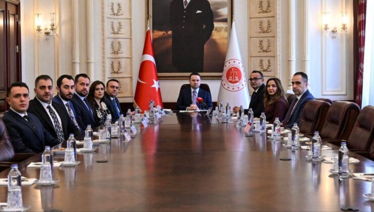 Adalet Bakanı Gürlek, Türk Hukuk Enstitüsü heyetini kabul etti