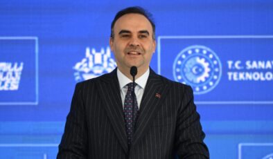 Bakan Kacır: Sanayi katma değerini 246 milyar dolara yükselttik