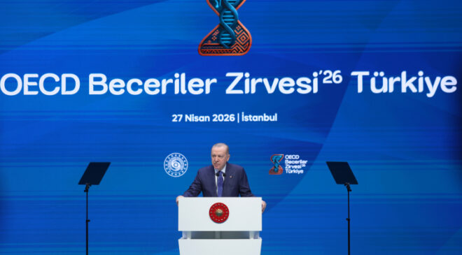 Cumhurbaşkanı Erdoğan: Meslekler dönüşüyor, istihdam alanında ezberler bozuluyor