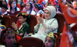 Emine Erdoğan: Çocuklar yarının rengini ve istikametini belirleyen en gerçek gücümüzdür