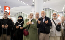 İstanbul’dan ilk hac kafilesi kutsal topraklara uğurlandı