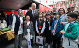 TBMM Başkanı Kurtulmuş, Meclis Bahçesi Çocuk Bahçesi etkinlik alanını ziyaret etti