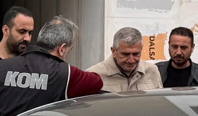 Akçakoca Belediye Başkanı görevden uzaklaştırıldı