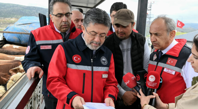 Bakan Yumaklı’dan kurbanlık açıklaması: Arz problemi yok
