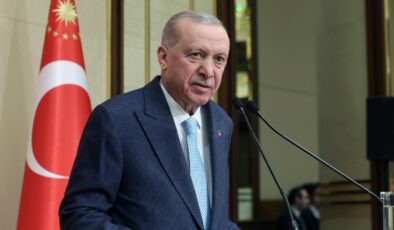 Cumhurbaşkanı Erdoğan, Türk hacılarla telefonda görüştü