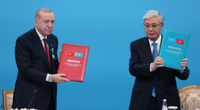 Türkiye ile Kazakistan arasında 13 anlaşma imzalandı
