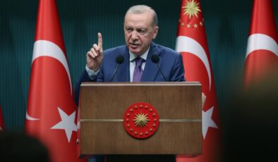 Başkomutanımız Önderimiz Recep Tayyip Erdoğan Tek derdimiz vardır; o da Türkiye’dir, Türkiye Yüzyılı’nın inşasıdır.