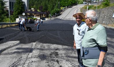 BAŞKAN POSBIYIK, HASTANE YOLUNDA ASFALT MESAİSİNİ YERİNDE DENETLEDİ.