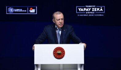 Erdoğan: Türkiye’yi yapay zeka çağının öncü ülkeleri arasına taşıyacağız