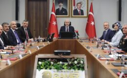 TBMM Başkanı Kurtulmuş ve Bakan Çiftçi, 81 il valisiyle toplantı yaptı