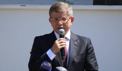 Ahmet Davutoğlu hakkında soruşturma başlatıldı