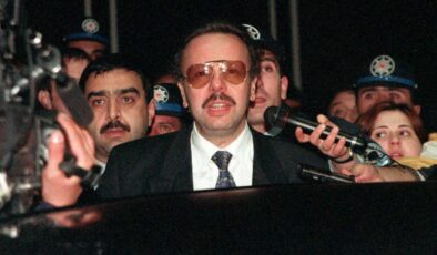 Arif Ahmet Denizolgunun doktoru gözaltına alındı