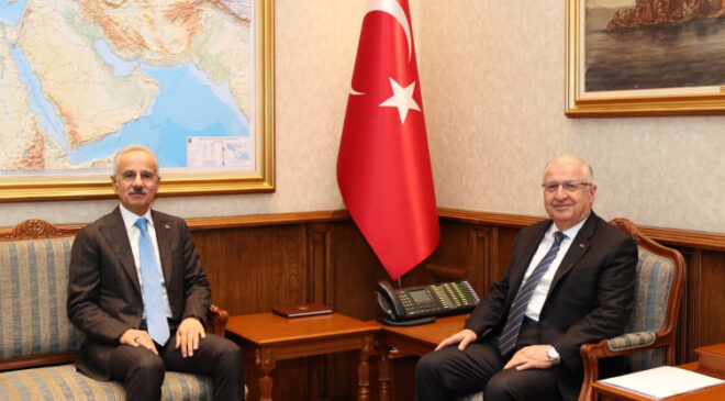 Bakan Güler, Bakan Uraloğlu ile görüştü