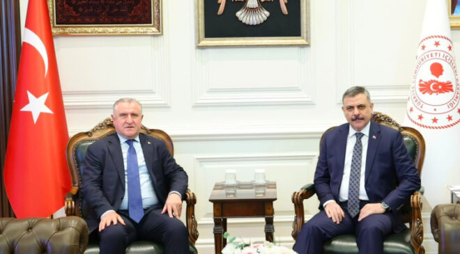 Bakanlar Çiftçi ve Bak valilerle ‘Yurt Güvenliği’ toplantısına katıldı