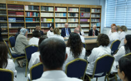 Cumhurbaşkanı Erdoğan, Gazi Anadolu Lisesi’nde öğretmen ve öğrencilerle bir araya geldi