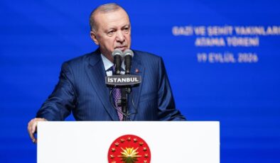 Erdoğan: Şehitlerimizin ruhunu incitecek hiçbir girişime müsaade etmeyeceğiz