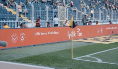 FenerbahçeBeşiktaş maçında ‘İyilik Var Gönüllülük Platformu’nun tanıtımı yapıldı