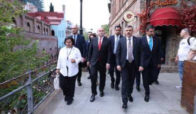 İçişleri Bakanı Çiftçi, Türkiye’nin Tiflis Büyükelçiliğini ziyaret etti