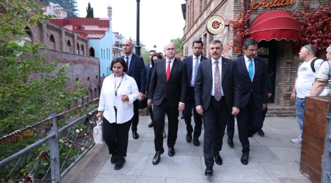 İçişleri Bakanı Çiftçi, Türkiye’nin Tiflis Büyükelçiliğini ziyaret etti