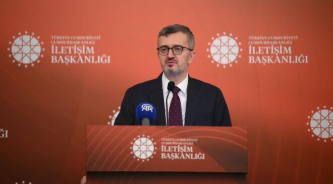 İletişim Başkanı Duran’dan ‘Dezenformasyona Dur De’ kampanyasına katılan millilere teşekkür