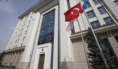 AK Parti’den Zeynel Emre, Şaban Sevinç ve Timur Soykan’a tazminat davası