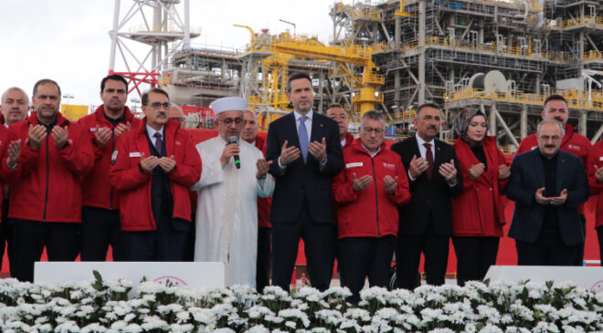 Bakan Bayraktar: Karadeniz’deki gaz üretimi iki katına çıkacak
