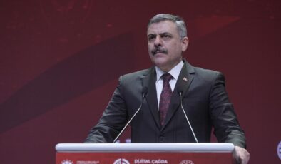 Bakan Çiftçi: 7 vatandaşımızın enkaz altında olabileceği değerlendiriliyor