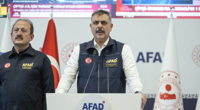 Bakan Çiftçi: Mahsur kalan 3 bin 55 kişi kurtarıldı