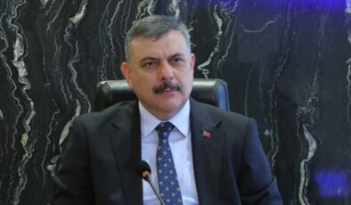 Bakan Çiftçi’den kısmen çöken binada hayatını kaybedenler için taziye mesajı