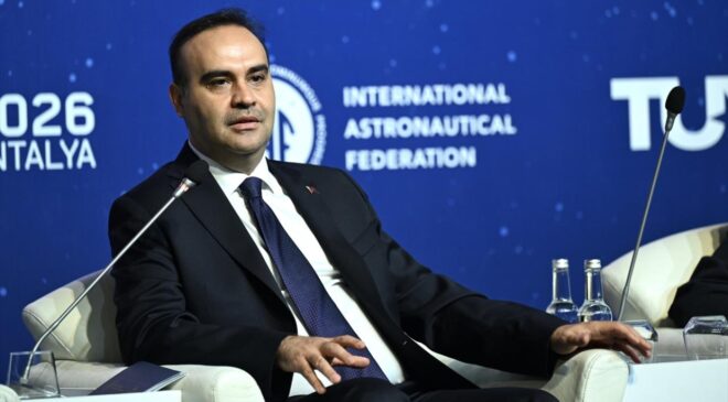 Bakan Kacır: Ülkemiz uzay alanında öncü projeler için doğru adres