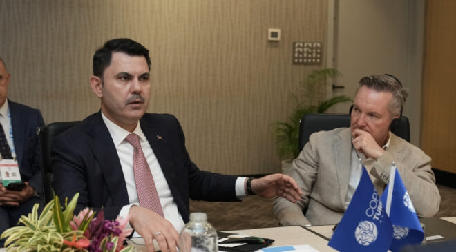 Bakan Kurum, Fiji’de görüşmelerde bulundu