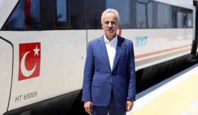 Bakan Uraloğlu: 2 yılda 14 Milli Hızlı Tren seti üretmeyi hedefliyoruz