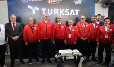 Bakan Uraloğlu, TEKNOFEST Güneydoğu’yu ziyaret etti