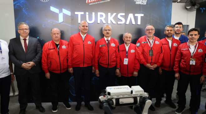 Bakan Uraloğlu, TEKNOFEST Güneydoğu’yu ziyaret etti