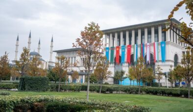 Burhanettin Duran: Daha güçlü bir Türk dünyası için çalışıyoruz